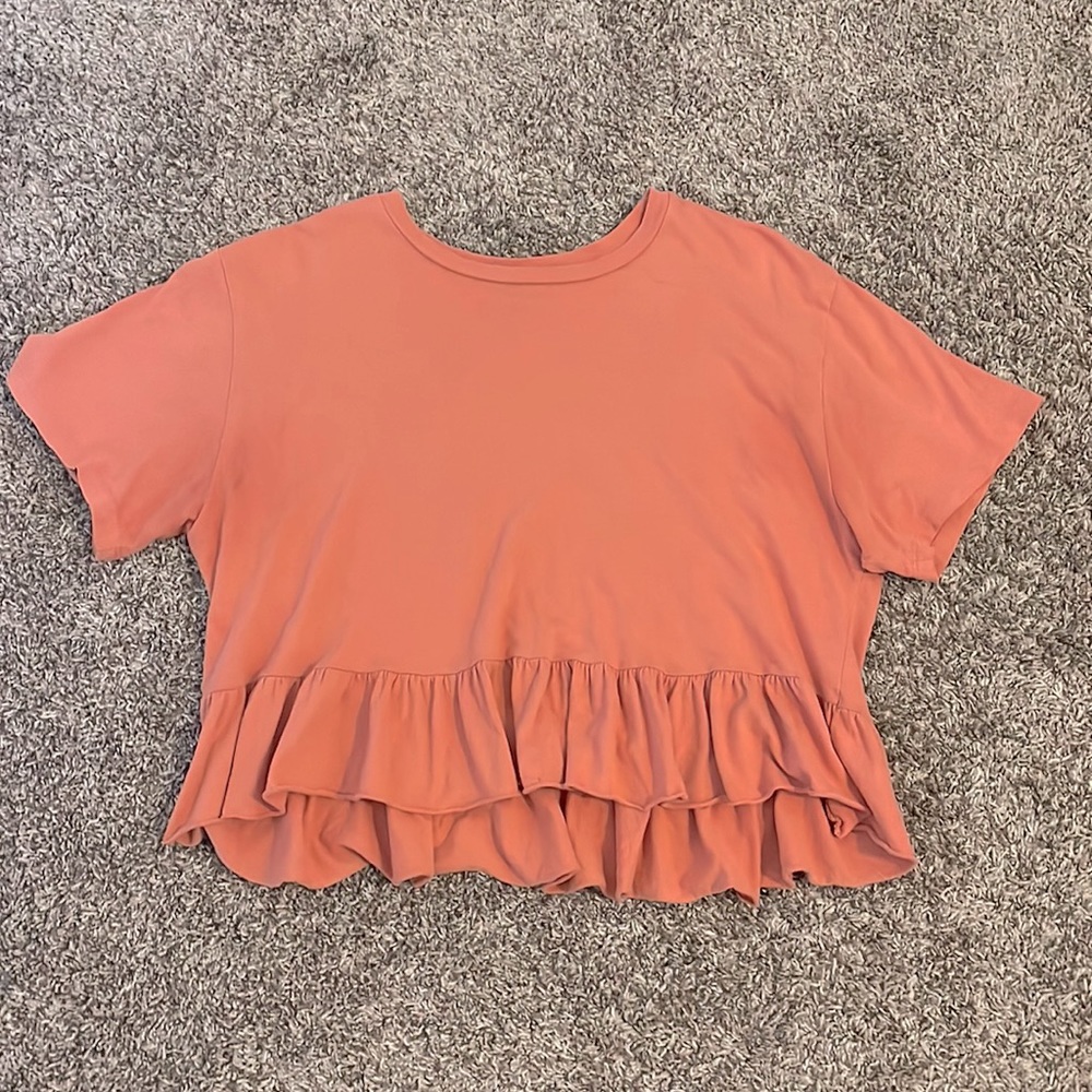 WOMENS RUFFLE T-SHIRT